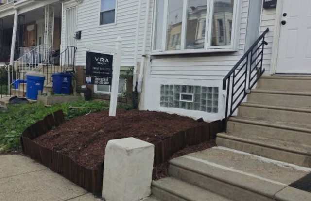 Charming 3BR Townhome in Philadelphia - 156 West Albanus Street, Philadelphia, PA 19120