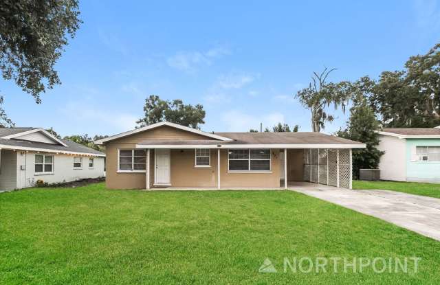 4 BR/2.5BA | Newly Renovated Single Family Home | 1-Car Covered Parking | Fenced backyard! photos photos