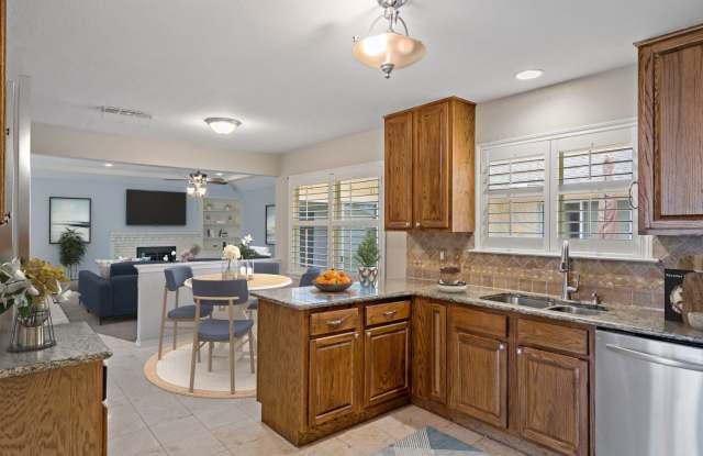 10141 Fieldfare Court Gallery 3