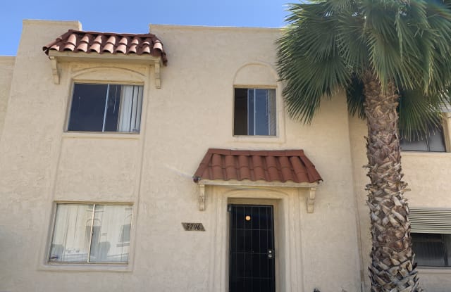 5706 N 43rd Dr - 5706 North 43rd Drive, Glendale, AZ 85301