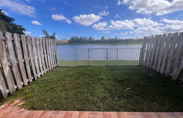 5200 NW 31st Ave photos photos