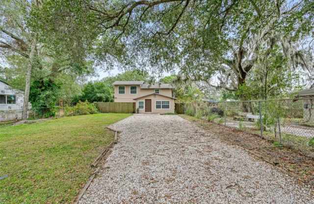 3 Bedroom 3 Bathroom Home in Tampa photos photos