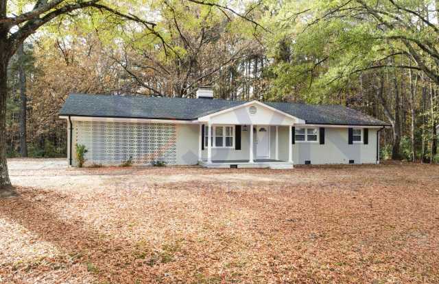 Upgraded Comfort: Charming 3-Bedroom in Durham! Gallery 1
