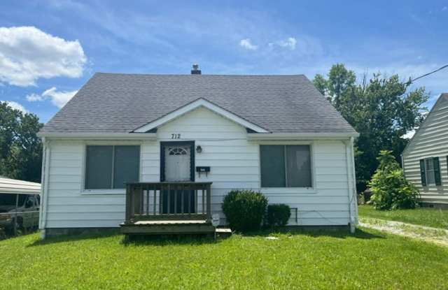 Charming 2 Bedroom Bungalow photos photos