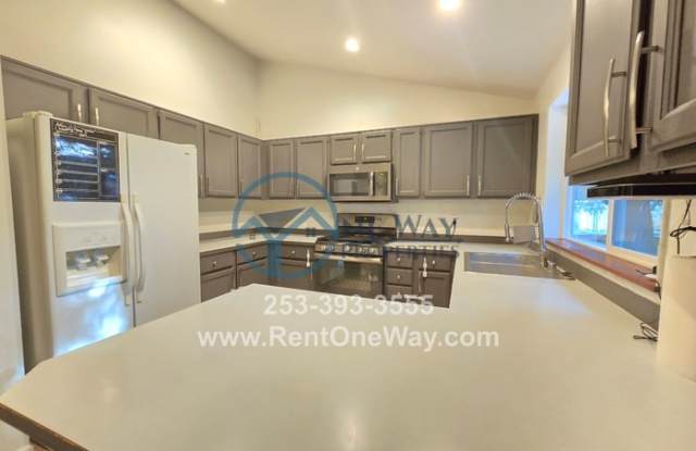 24212 33rd Avenue East Gallery 4
