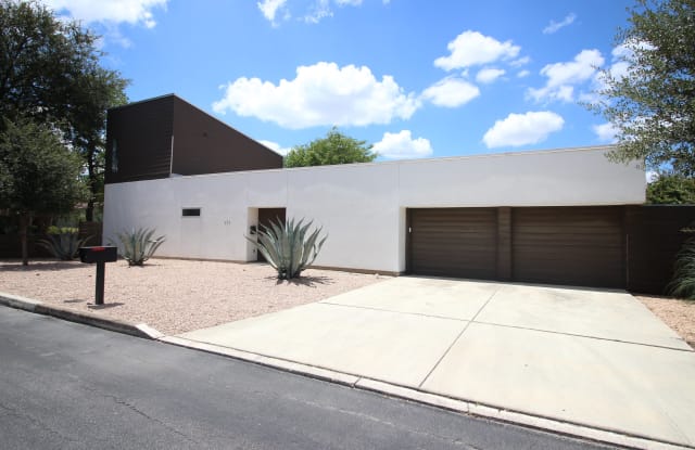 371 Everest Ave - 371 Everest Ave, San Antonio, TX 78209