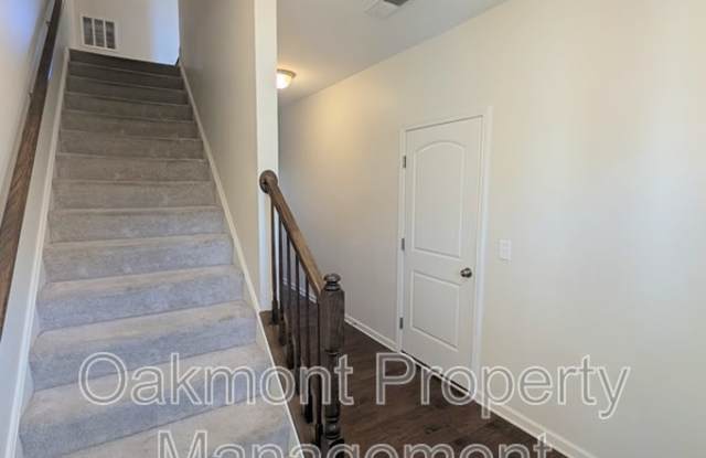 1322 Hudgins Farm Circle Gallery 3