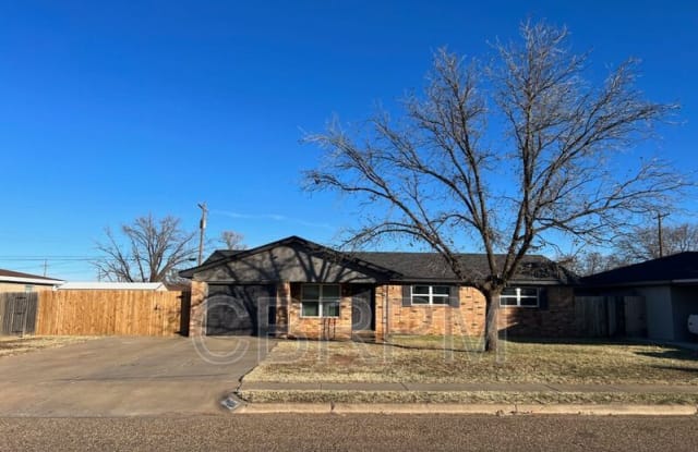 1205 6th Street - 1205 6th Street, Shallowater, TX 79363