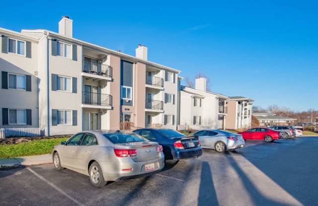 Riverbend Apartments photos photos