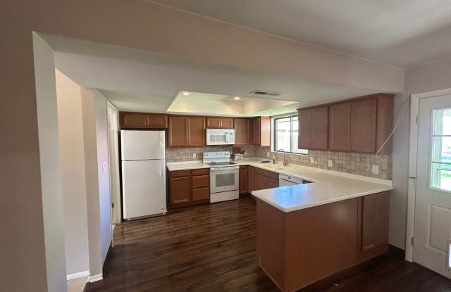 3 Bed, 2 Bath Home For Rent Gallery 4