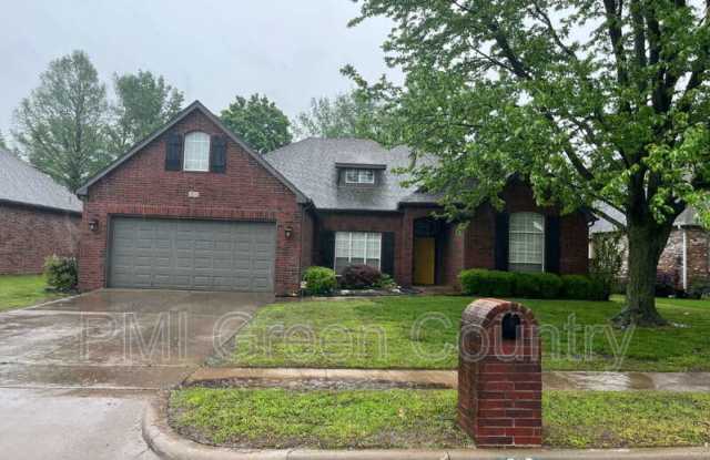 305 N Aster Pl photos photos