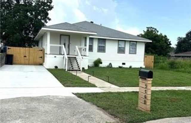 5140 WARRINGTON Drive photos photos