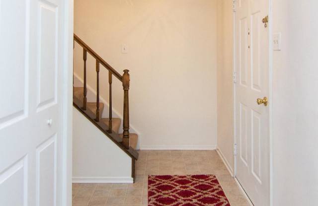 6611 PHAEDRA COURT Gallery 3