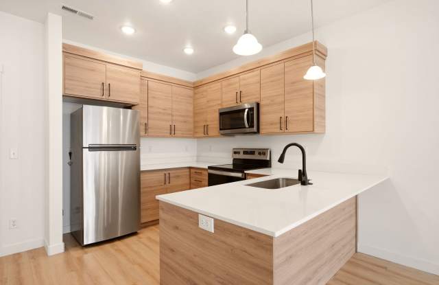1125 W 250 S Unit 210 Gallery 1