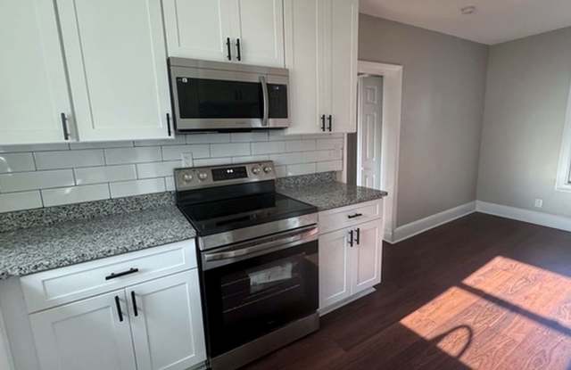 4 bed 2 bath in Decatur! Gallery 3