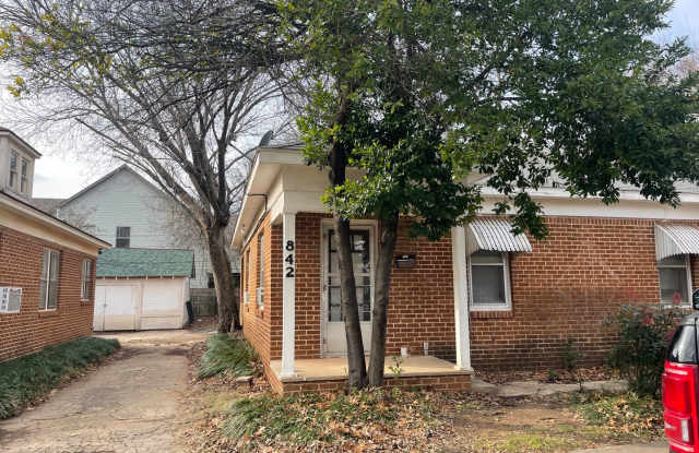 Cozy 1 bed 1 Bath Close to OU Campus photos photos