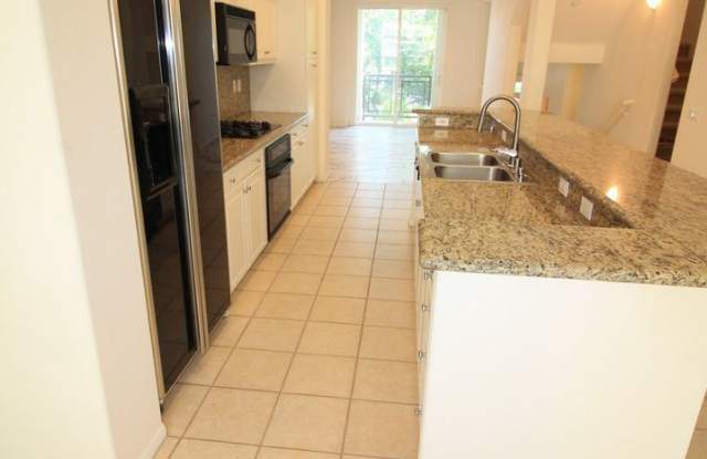 4910 Paramount Dr Gallery 3