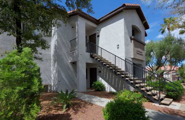 LOVELY CONDO! Gallery 3