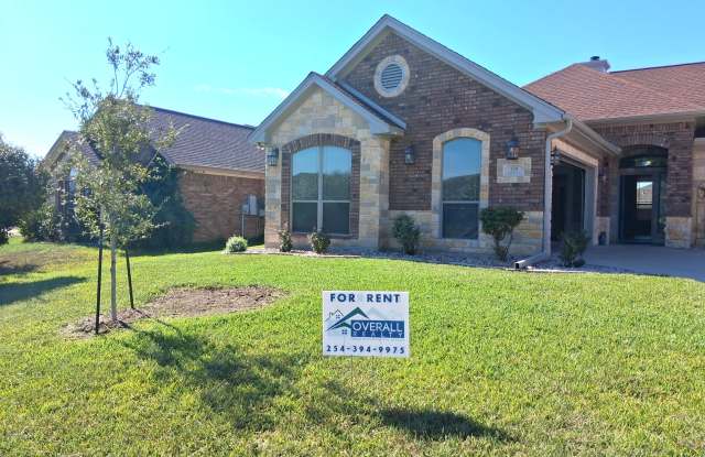220 Black Walnut Court Gallery 1