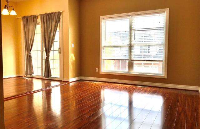 1611 E LAKEVIEW Lane Gallery 3