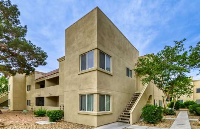 A Spacious and Stylish 2 Bed / 2 Ba Condo Gated Community photos photos
