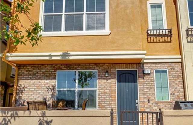 Mission Viejo - The Ridge - 4 Bed, 3.5 Bath Townhouse for Lease - 2 Car Att. photos photos Mission Viejo - The Ridge - 4 Bed, 3.5 Bath Townhouse for Lease - 2 Car Att. photos photos