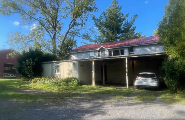 130 SPRING CREEK LANE - 130 Spring Creek Lane, Chester County, PA 19465