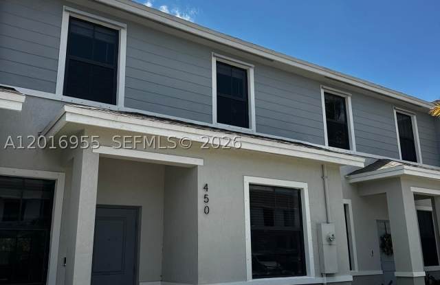 450 NE 12th St photos photos 450 NE 12th St photos photos