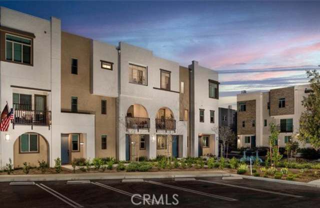 1586 West Maddison Way Gallery 2