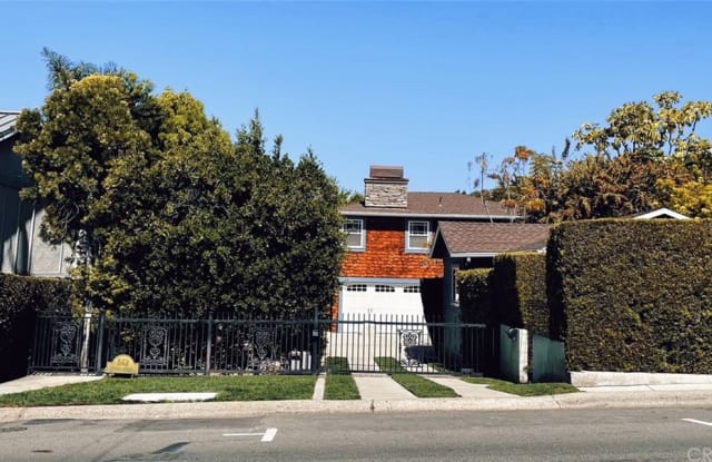 562 Thalia Street - 562 Thalia Street, Laguna Beach, CA 92651