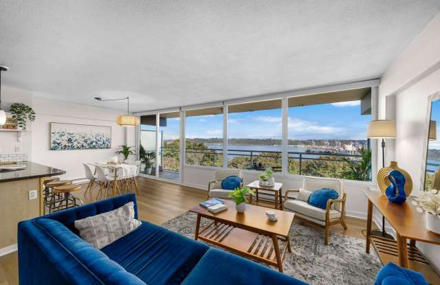 Beautifully Updated Water View Condo in Stadium District, Tacoma - 235 Broadway, Tacoma, WA 98402