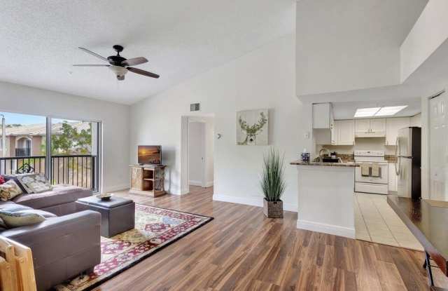 1400 S Crestwood Court S Gallery 4