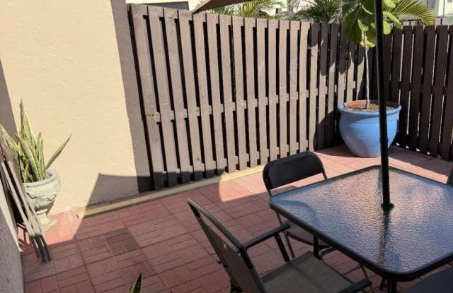 2110 Sherwood Forest Boulevard photos photos