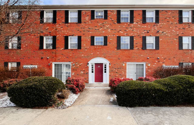 Updated 2 Bedroom, 1 Bath Condo photos photos