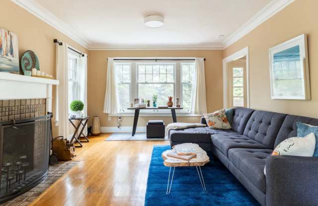1601 Interlaken Place East photos photos