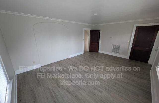 1532 West Barker Avenue Gallery 4