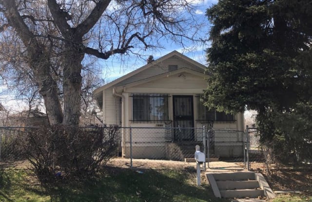 1585 Syracuse St - 1585 Syracuse Street, Denver, CO 80220