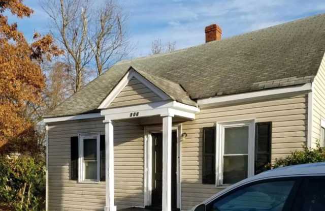 306 St Claire Ln photos photos