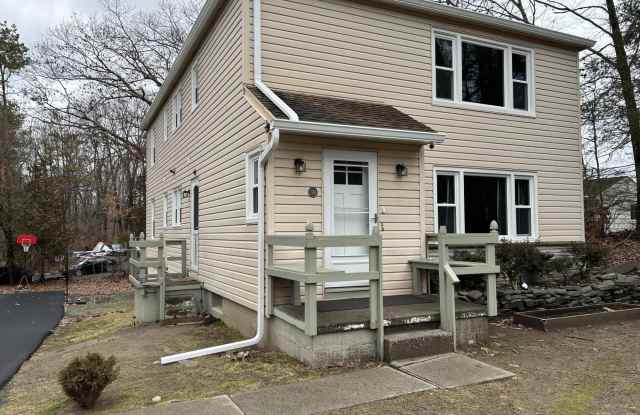 194 Horton Lane unit: 2Nd Fl photos photos