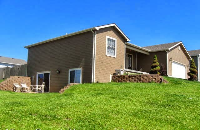 1000 Cassidy Dr. - 1000 Cassidy Drive, Manhattan, KS 66502