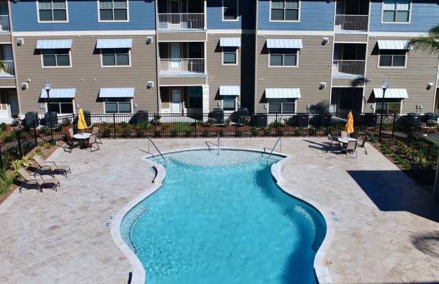 Floral Gardens 55 + Apartments - Senior and Affordable Housing Gallery 3