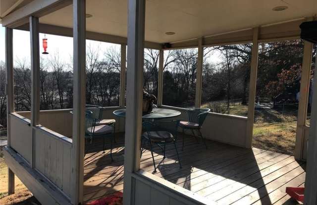 360 Old Meramec Station Road Gallery 3