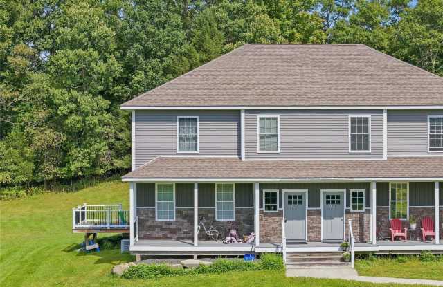 148 Pancake Hollow Road Gallery 2