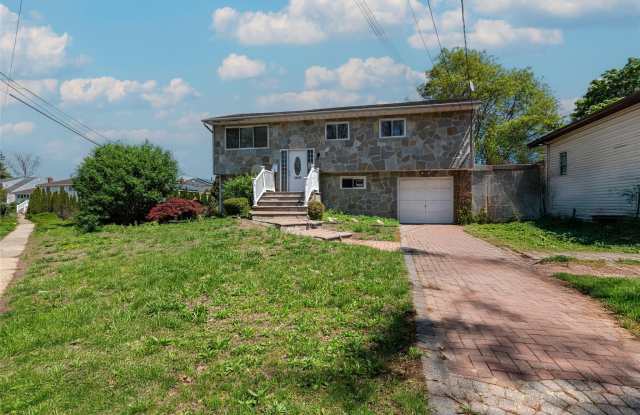 2515 S Seamans Neck Road photos photos