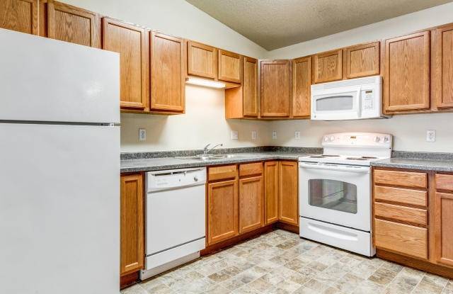 5001 & 5055 Amber Valley Pkwy Unit E32 photos photos