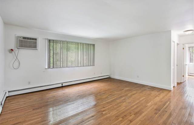 The Willows (Sprague and Michigan LLC) photos photos