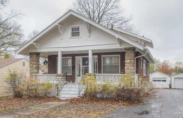 1804 S Overton Ave - 1804 South Overton Avenue, Independence, MO 64052