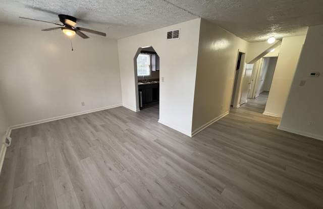 312 Garden Park Drive Gallery 3