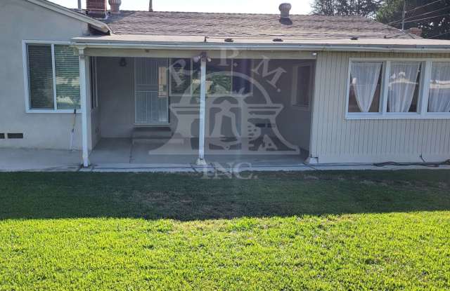 Charming 3 Bedroom Home Available in Oakmont Neighborhood of Claremont Gallery 3