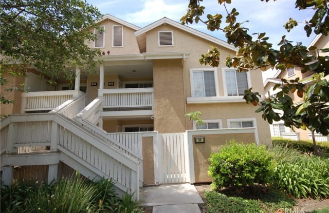 89 GREENFIELD - 89 Greenfield, Irvine, CA 92614